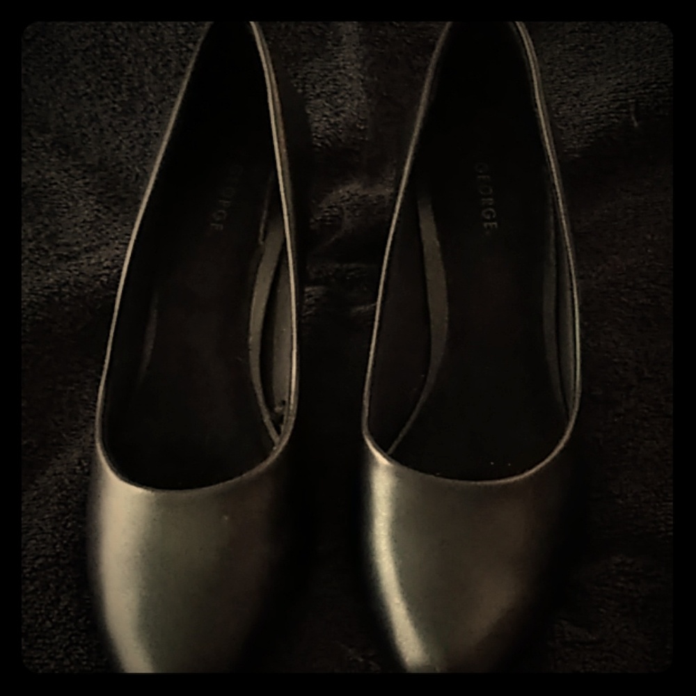 Classic black heels
